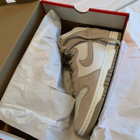 Nike Dunk High Retro PRM Phantom / Limestone / Sail size 7 NWT and box - Picture 4 of 9